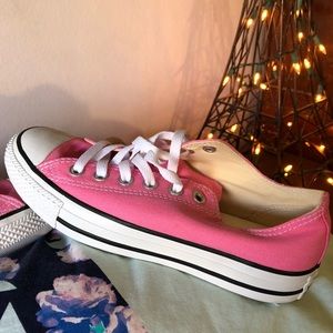 Pink converse